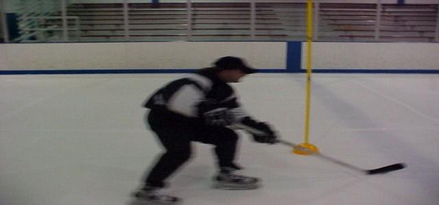 ACCELERSKATE THE PROGRAM FOR QUICK FEET & HANDS AGES 10 - ADULT ICEOPLEX SOUTHPOINTE MON. APRIL 13 - WED. AUGUST 15 6:30-8:30 PM ERIE ICE CENTER MON. JUNE 29 - WED.