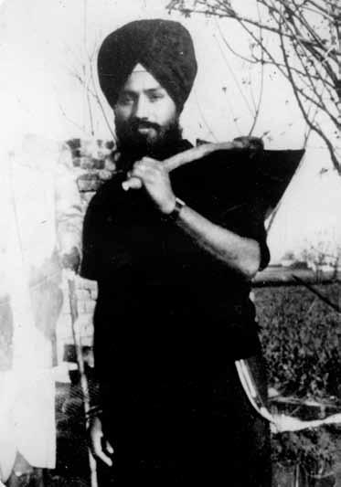Sowing the Seeds Of Sikhi Bhai Fauja Singh was like a gardener who selflessly and joyfully planted seeds in the Indian villages in the hope that the spirit of the Khalsa would be re-awakened.