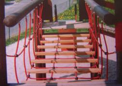 Standard net bridge with combined wooden and rope walkway, complete with handrail, useful width NB 17366040