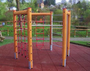 Rope ladders Our standard rope ladders are available with 3 rungs per metre in any required length, other rung spaces can also be provided.