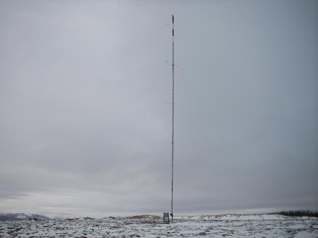 Pitka s Point, Alaska Wind Resource Report Pitka s Point met tower, photo by