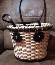 Hanging embellishments will vary. Utensil basket $40 4 hours all levels Beautiful addition to your kitchen. Woven over a mold, included in class.