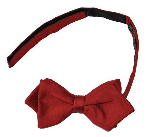 Article number: 4150400 Bowtie Napoli, 6 cm,hand tied, botie is pointed, closure