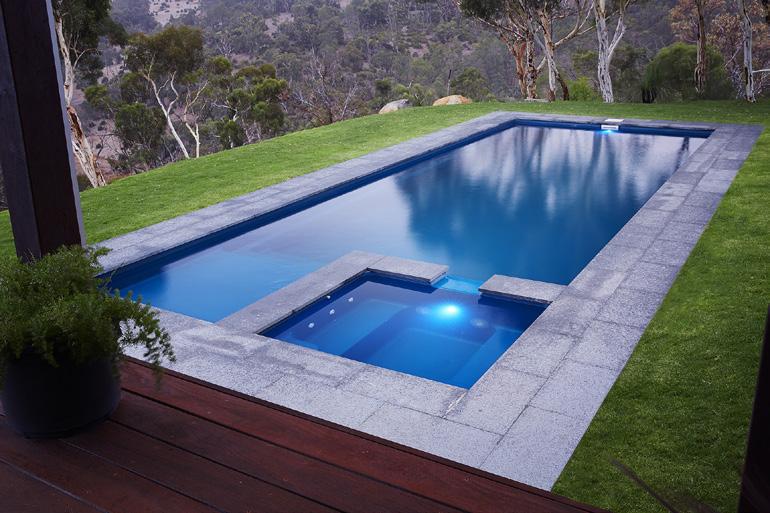 Brooklyn pool & spa A stunning one piece configuration that has been designed with the whole family in mind.