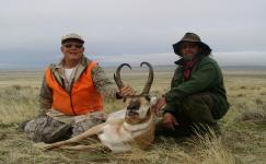 3 DAY HUNT 1 HUNTER WITH GUIDE -$ 2,400.