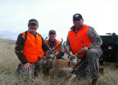 00 EACH 3 DAY HUNT 3 HUNTERS WITH GUIDE - $ 900.