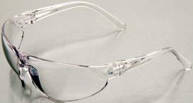 0 Clear lens, black frame and diopter strength of 2.0* 10065847 Mag 2.