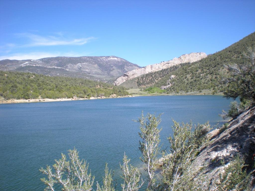 Cave Lake Cave Lake is currently managed as a put-and-take rainbow trout fishery and averages more than 20,000 angler days