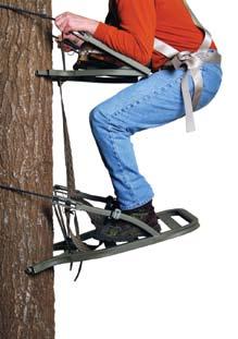 Position the seat back rest by wrapping each end of the bungee cord around the climbing cable and hooking the two hooks together as shown in Figure 45 or by wrapping it around the tree.