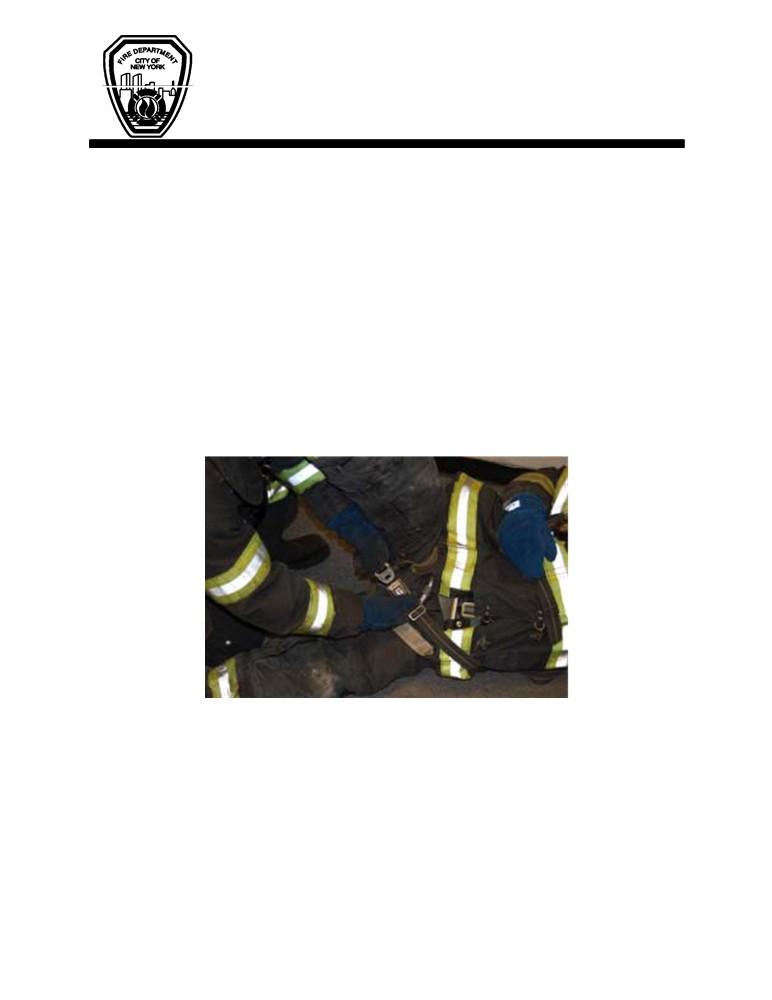 MANAGING MEMBERS IN DISTRESS CHAPTER 3, ADDENDUM 1 November 1, 2011 1. THROUGH THE LEG METHOD 1.1 Locate the waist strap of the SCBA. 1.2 Fully loosen both halves of the waist belt. 1.3 Unbuckle the waist belt.