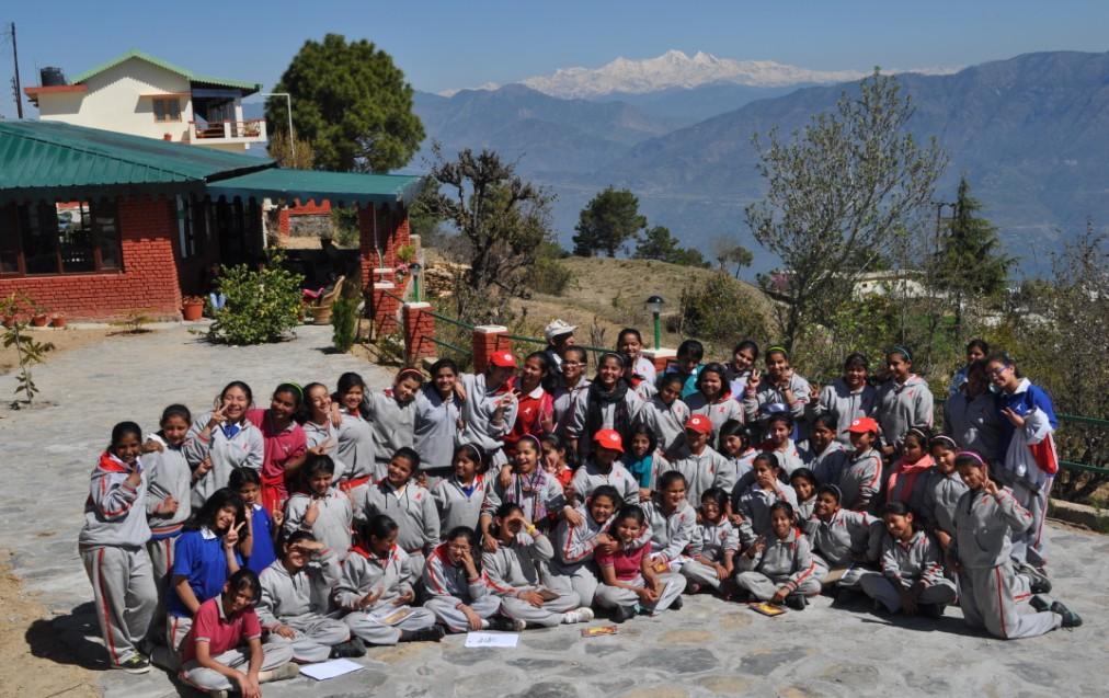 Himalayan Eco lodge, in Sunsingdar, was the midterm destination of Class 6.