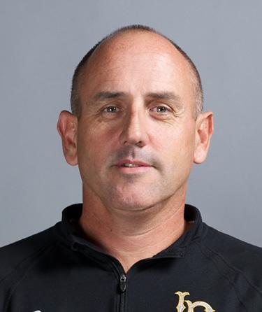@LBSU_mvb PAGE 9 ALAN KNIPE Head Coach 15th Year Alan Knipe enters his 15th season at the helm of the Long Beach State men s volleyball program after having led the Beach to four NCAA Final Fours,