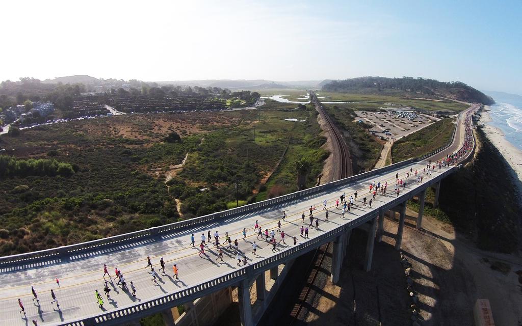 A GREAT SPONSORSHIP OPPORTUNITY The La Jolla Half Marathon starts at the Del Mar Fairgrounds and provides participants with spectacular views of the Pacific coastline, world famous Torrey Pines Golf