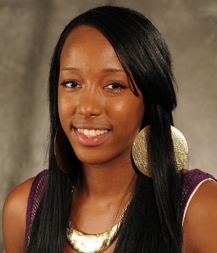 THE LADYJACKS PLAYER PROFILES Porsha Roberts 2011-12 (Freshman): 2012Southland Conference Freshman of the Year... started all 33 games as a true freshman... collecting 727 minutes played... shot.