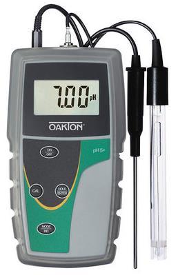 Before calibrating your ph meter, you will first need to ascertain which meter version you are using.