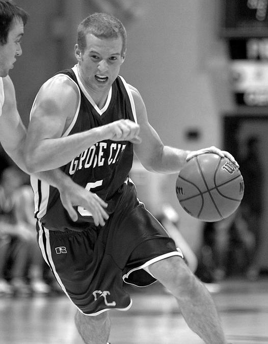 GROVE CITY COLLEGE 5 Joe McCoy NEWARK, OHIO 6-1 180 SENIOR GUARD NEWARK Returning starter at guard... Two-year letterman who will be one of the Wolverines top perimeter threats in 2008-09.