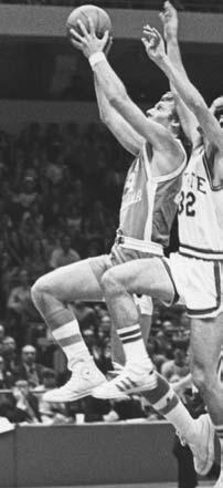 Massachusetts, he picked up the slack Hit 10 of 15 shots and scored 24 points versus the Minutemen, while holding the great Julius Erving to just 13 points Chamberlain had a career-high 34 in the