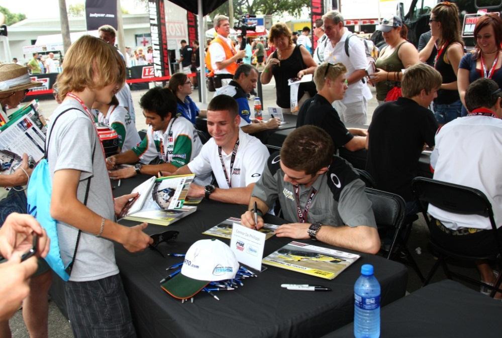 Autograph Sessions & Fan Q&A The Mazda Road to Indy held autograph sessions in St.