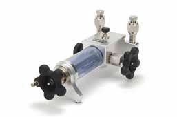 Additel 925 Handheld Hydraulic Pressure Test Pump Generate 85% vacuum to 6,000 psi (400 bar) pressure Portable, only 3.