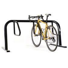Examples of Bicycle Racks That DO Meet the Design Requirements Photo 15: Inverted U Rack Photo 16: Saris city rack Photo 17: Post and ring rack