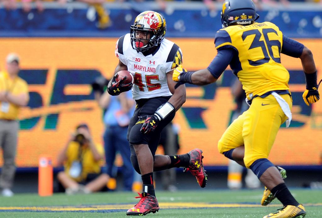 ROSS RUNS WELL IN LOSS TO WVU MORGANTOWN, W. Va. - Senior Brandon Ross ran for 130 yards on 15 carries, but the Maryland football team fell, 45-6, to West Virginia Saturday afternoon.