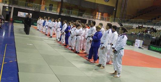 Najuspešnejši so bili judoisti in judoistke državne reprezentance Kazahstana, ki so osvojili štiri zlate, štiri srebrne in devet bronastih medalj.