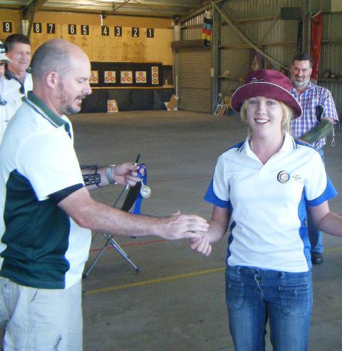 Newsletter by The Grange Company of Target Archers Inc. www.grangearchery.org No. 10 (double figures!! Whee!