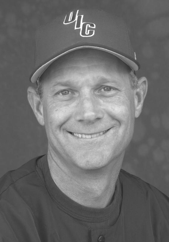 MIKE DEE HEAD COACH hen Mike Dee was named the University of Illinois at Chicago s fourth head baseball coach in school history on July 30, 1998, there was nowhere for the program to go but up.
