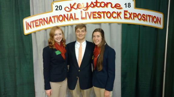 Page 8 LINCOLN COUNTY - Participates in the Keystone Livestock Judging Contest Dan Owen, Extension Agent Lincoln County Lincoln County represented Tennessee at Keystone Livestock Judging Contest in