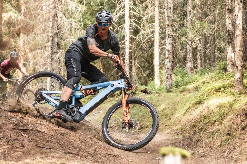 7.1 NOX HYBRID 7.1 ENDURO OVER ROUGH AND ROCK. Do you like extreme, long rides on single trails and over rough terrain? Do you want to have fun riding both uphill and downhill?
