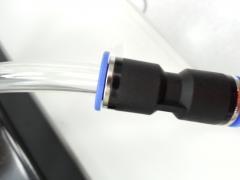 About the easy connection adaptor: The blue ring down the adaptor body shows that the lock to the