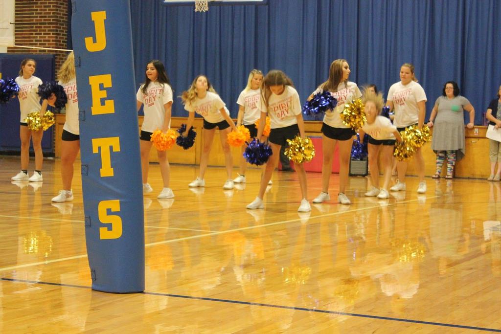 Jet Sports Go Jets! We are the Jets, the mighty, mighty Jets! Go Jets! High School Volleyball By Micala Kinzle This year s volleyball team looks better than it has in the past.