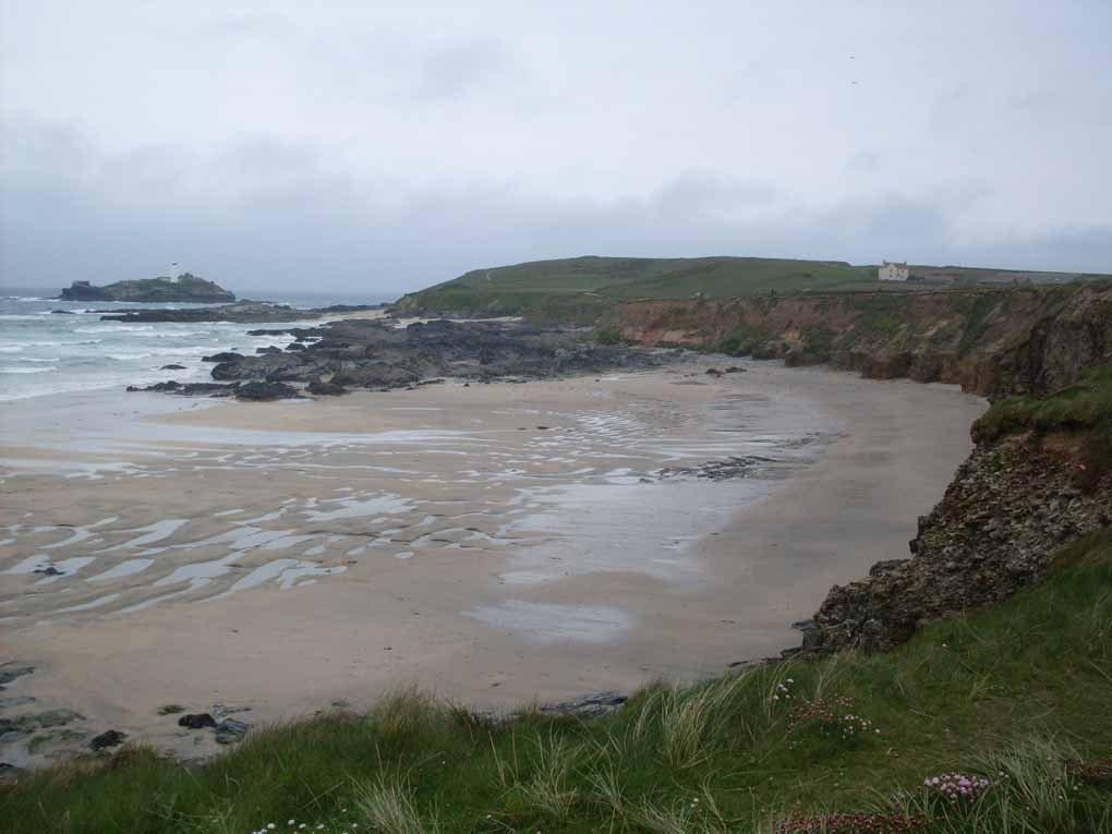 Porthmeor, St Ives Heritage Historic features in the area include the harbours of Hayle and St Ives and features connected to the Cornwall and West Devon Mining Landscape WHS (The Port of Hayle).