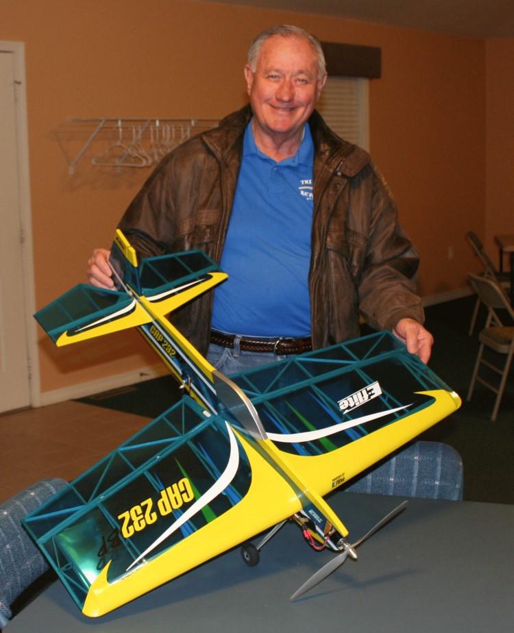 THE WINDSOCK PUBLICATION OF THE TRI-LAKES R/C FLYING CLUB EDITOR - DON JOHNSON - 272 SOUTH PORT LN Unit 33, KIMBERLING CITY, MO 65686 (417) 779-5340 e-mail donmarj@outlook.
