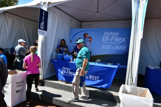 18th Green Exhibitor Tents at the Valspar Championship - 2019 Fan Zone Expo Tent A 10 x10 Fan Zone Expo Tent provides access to all spectators during tournament week.