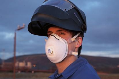 The 9925 and 9928 respirators have been designed specifi cally for welding applications to provide protection against Ozone and welding fumes, plus relief from nuisance odours.