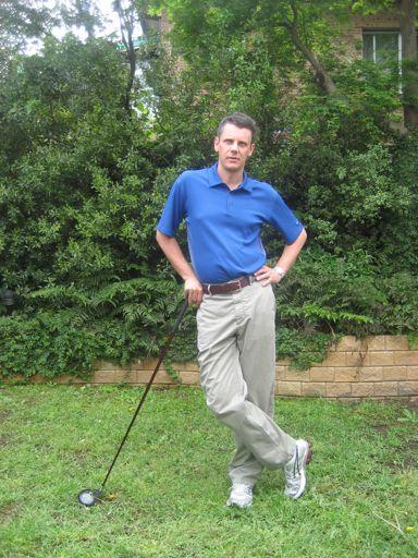 Standing When standing the golfer should: have their weight through their heels, evenly distributed on each foot let their knees remain soft imagine that there is a string pulling through the top of