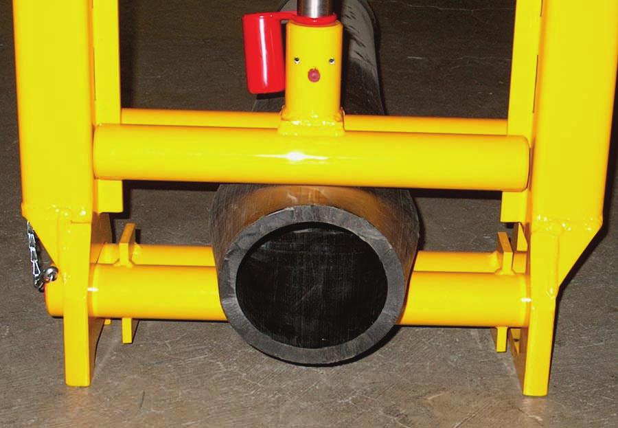 If the tool must be lowered into the trench or bell hole, a sling can be attached to the lifting eye DO NOT fabricate a lifting eye using the hydraulic cylinder cap tie rod nut.