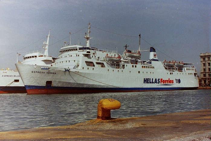 Express Samina, 2000 A ROPAX ferry that crashed against the reefs outside Portes islets in the Agean Sea Main damage above the waterline, but a stabilizer fin cut through the hull below the waterline