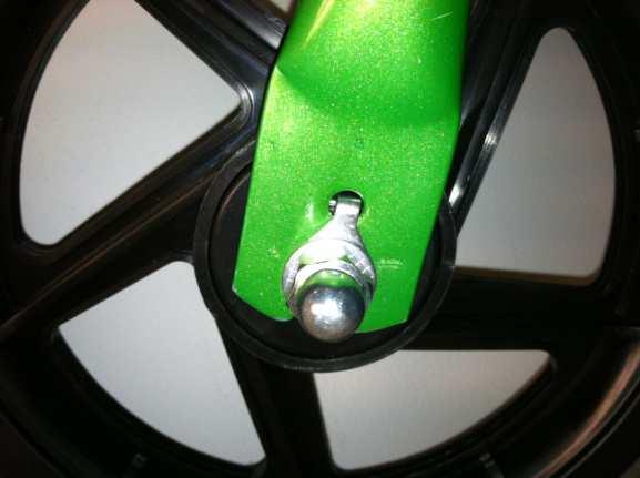 (See picture D) Remove fork protector to place wheel into fork.