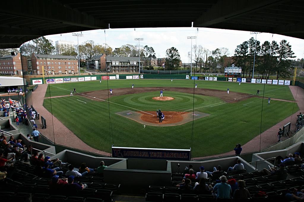 In 2012, Simoneaux continued to impress Bulldog baseball fans by guiding his team to a semifinal appearance in the Western Athletic Conference Tournament, the best showing of any other team in the