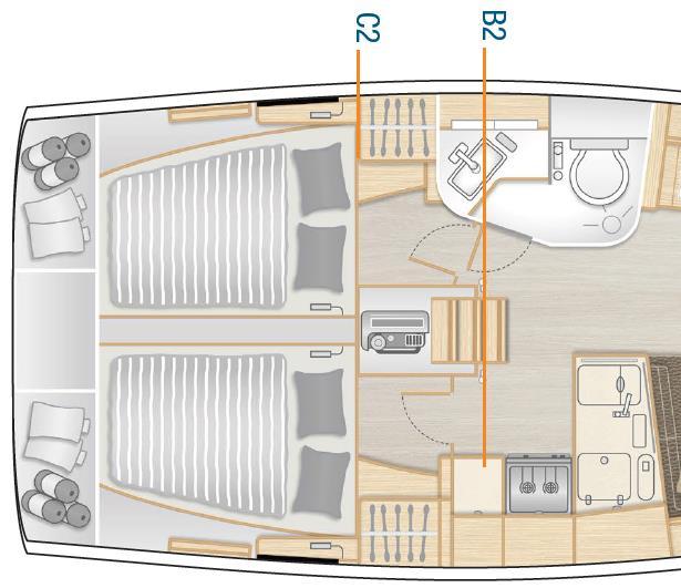 short galley, allow to choose between a two or three cabin version boat. The beds are both 1.