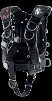 X-TEK HARNESSES & WINGS X-TEK FORM TEK A three-piece harness system with anatomically optimized back padding and