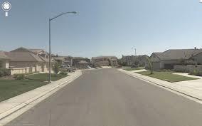 Residential Medium Density Medium density residential streets are twoway streets and operate best under low speeds and low volumes.