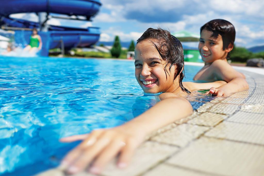 0 TYPE A Waterparks & Hotels GUIDELINES FOR SAFE POOL