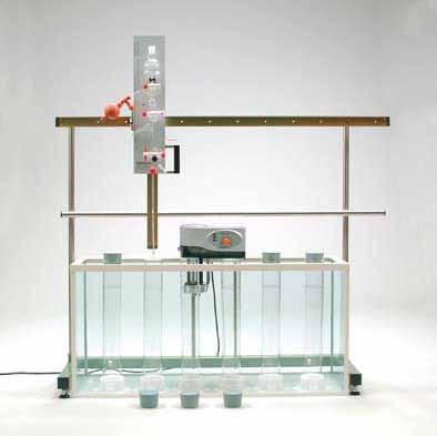 Contents 1. Description of the apparatus...2 2. Principle...2 3. Introduction...3 3.1 Bench model...3 3.2 Heating element with thermostat and stirer...5 4.
