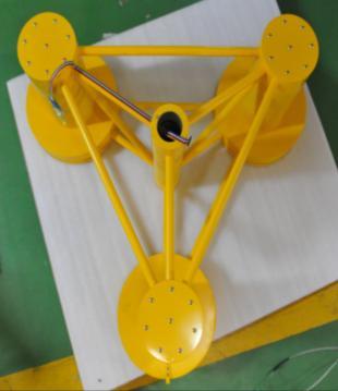 2. Fig. 1 OC4 Semi-submersible type FOWT Model(1:80) Table 1 OC4 Semi-submersible offshore wind turbine system properties Item Full scale Model Scale ratio 1:1 1:80 Water Depth 200 m 2.