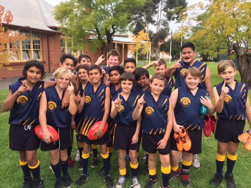 Boys Football On Friday 12 th May, our Boys football team travelled to Ranfurly PS to play Interschool sport. With quite a few of our team missing, we played with 16 players.