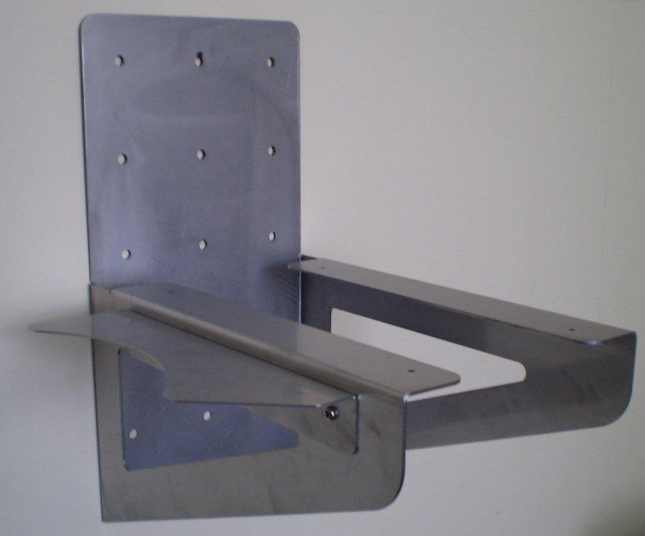 9.4.2 Wall mounting Use a wall mount bracket (Part Number L300900 shown below) Secure the bracket to a suitable wall.