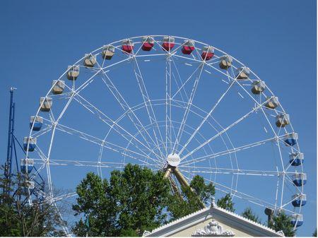 Part continues 3. The Colossus Ferris wheel located at Six Flags Amusement Park in St. Louis, MO is shown in the picture. Specific facts about the Colossus are provided.